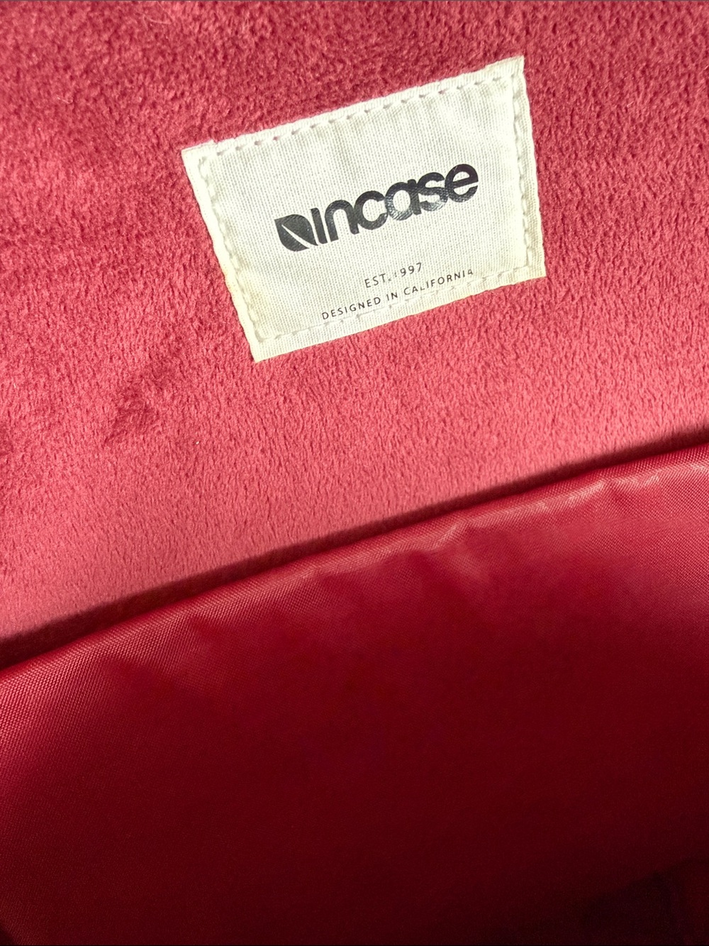 Incase ICON laptop backpack - Picture 7 of 7